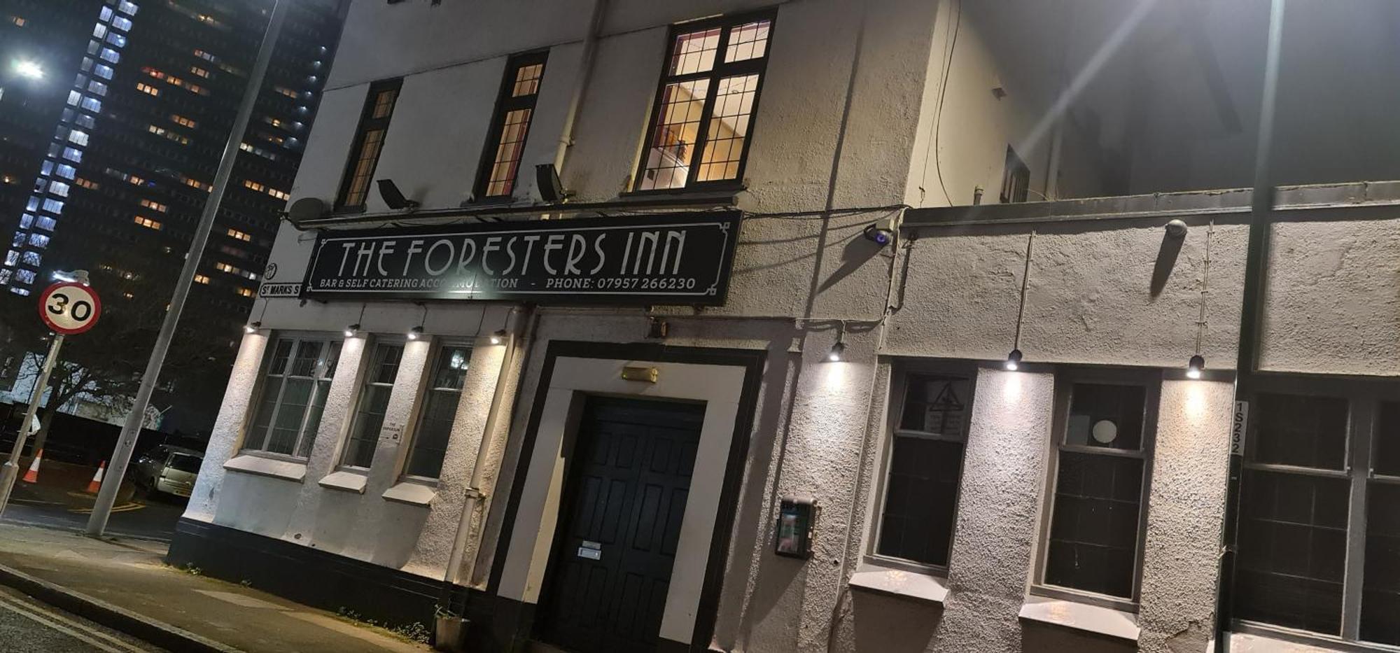 Foresters Inn Apartment - City Centre By Victoria Centre Shopping Centre - Your Own 5 Double Bedrooms Private Apartment With 3 Bathrooms And Full Kitchen To Cook As You Would At Home - Outdoor Parking For Cars Or Vans At Five Pounds A Day Ноттингем Экстерьер фото